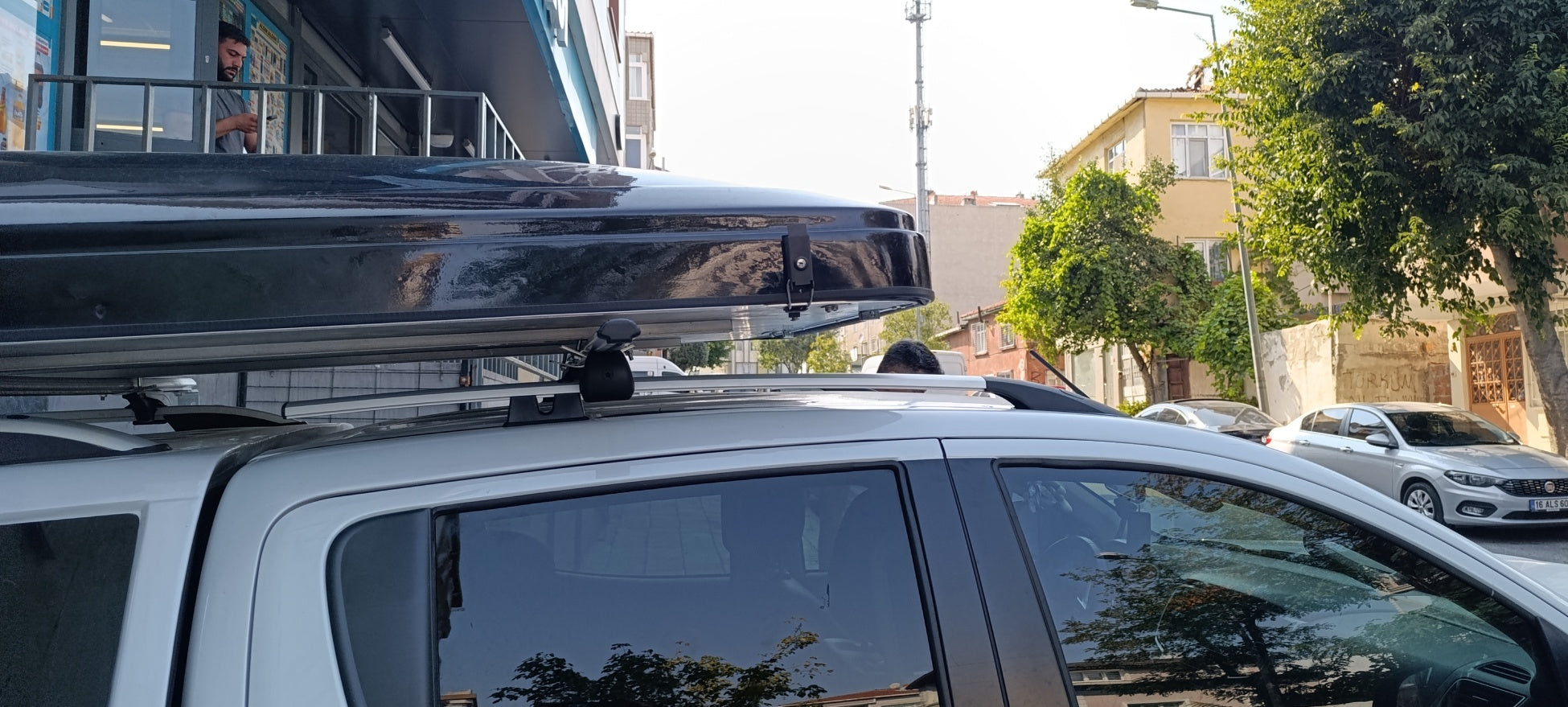 Aluminium Roof Rack Rails Side Bars Set To Fit Volkswagen Amarok 2010-2021 Black Aluminium Roof Rack Rails Side Bars Set To Fit Volkswagen Amarok 2010-2021 Black